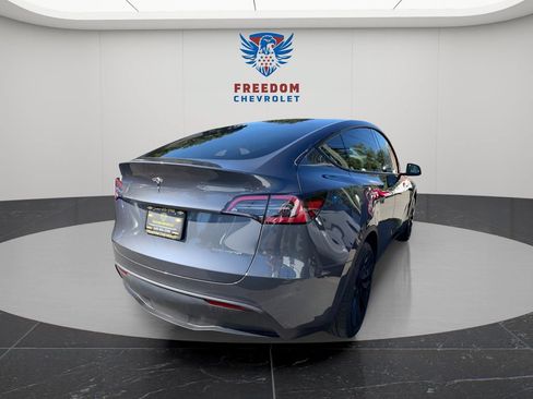 Used 2023 Tesla Model Y Long Range AWD/4WD image 7