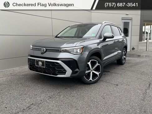 New 2025 Volkswagen Taos SEL image 1
