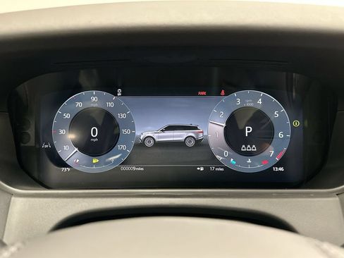 Certified 2026 Land Rover Range Rover Velar Dynamic SE AWD/4WD image 14