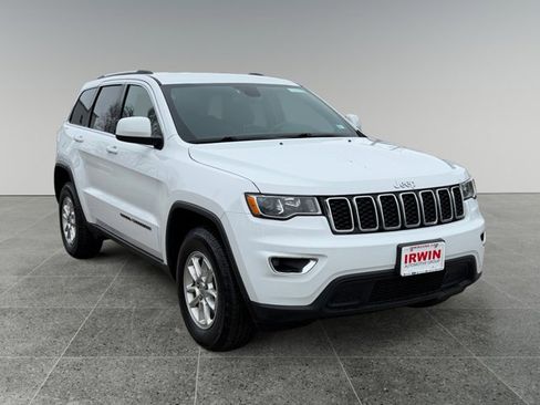 Used 2020 Jeep Grand Cherokee Laredo image 7