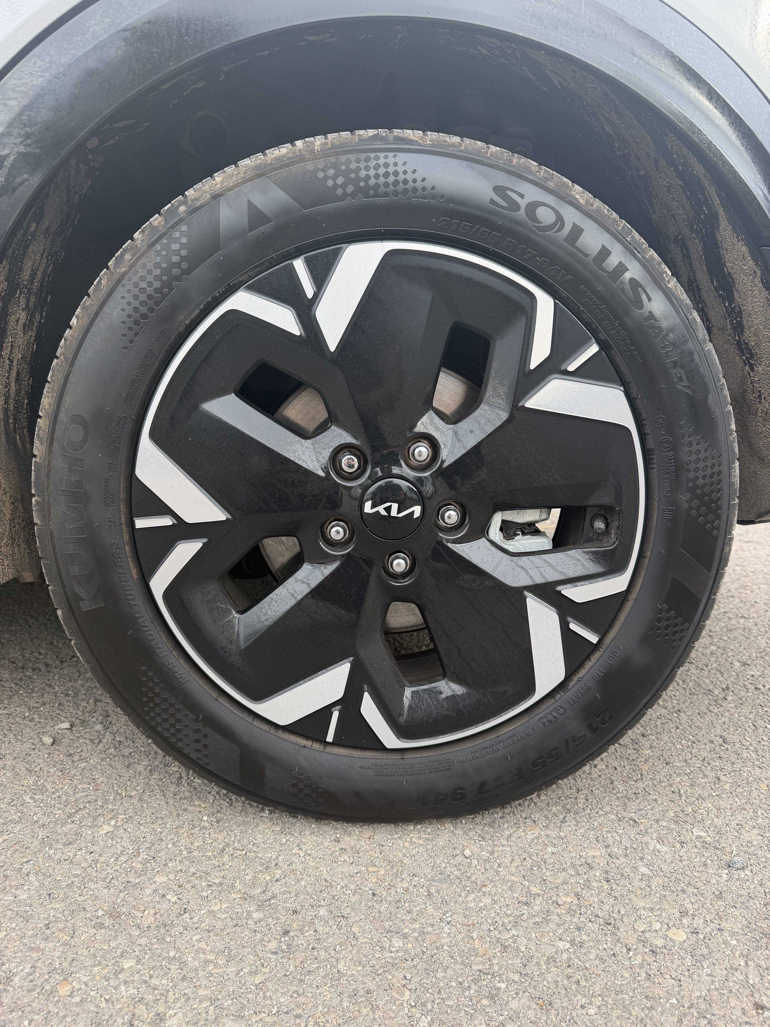 Used 2024 Kia Niro Wind FWD image 14