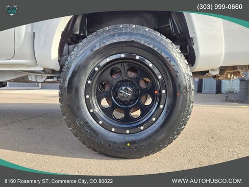Used 2015 Toyota Tacoma 4x4 Double Cab w/ SR5 Package image 27