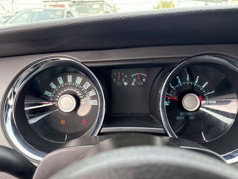 Used 2011 Ford Mustang Coupe w/ 101A Rapid Spec Order Code image 16