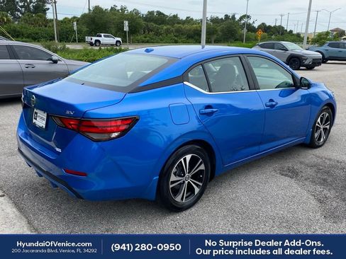 Used 2022 Nissan Sentra SV w/ All-Weather Package FWD image 5
