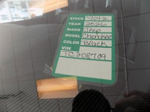 New 2026 Jeep Grand Cherokee Limited w/ Limited Altitude Package image 38