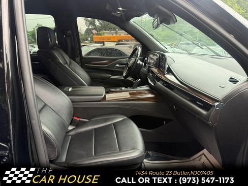 Used 2023 Cadillac Escalade ESV Luxury AWD/4WD image 19