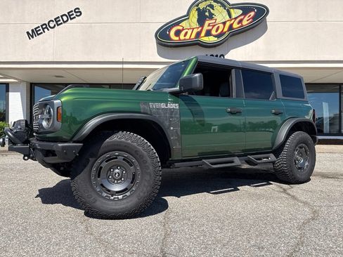 Used 2024 Ford Bronco Everglades AWD/4WD image 8