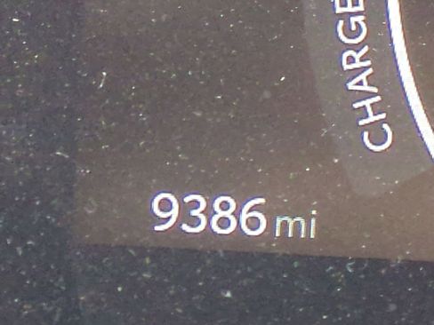 Used 2025 Toyota Camry SE image 12