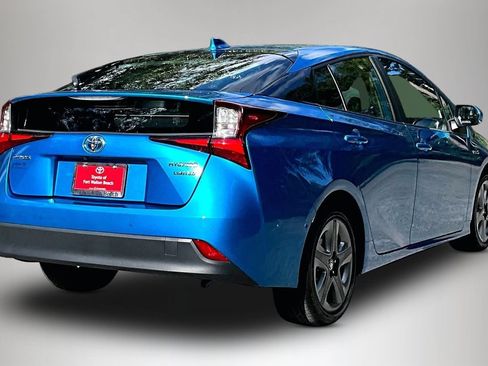 Used 2021 Toyota Prius Limited FWD image 5