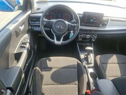 Used 2021 Kia Rio S image 11