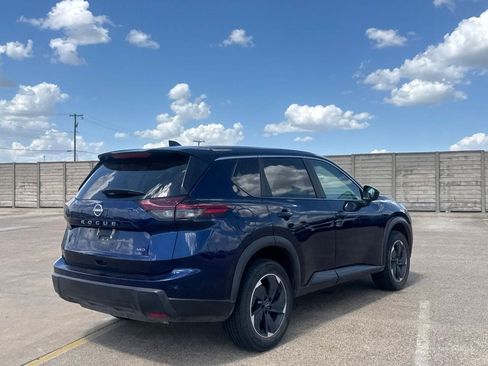 Certified 2025 Nissan Rogue SV AWD/4WD image 21