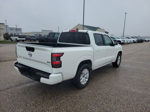 Used 2023 Nissan Frontier SV image 22