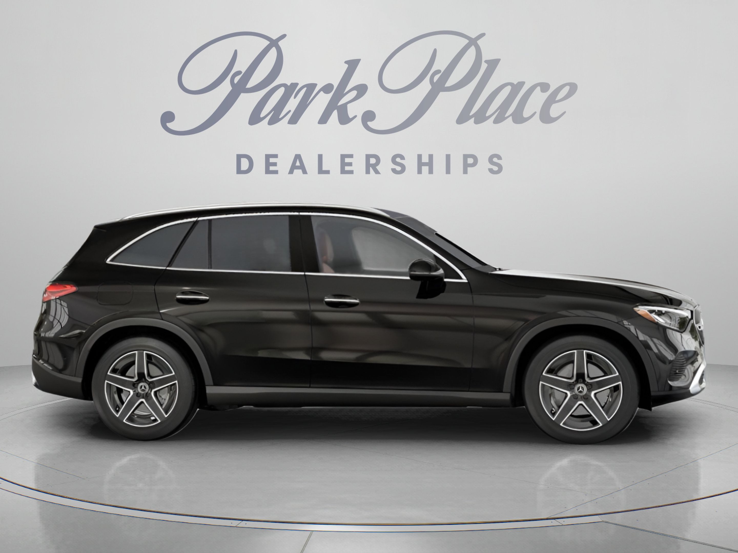 Used 2026 Mercedes-Benz GLC 300 image 27