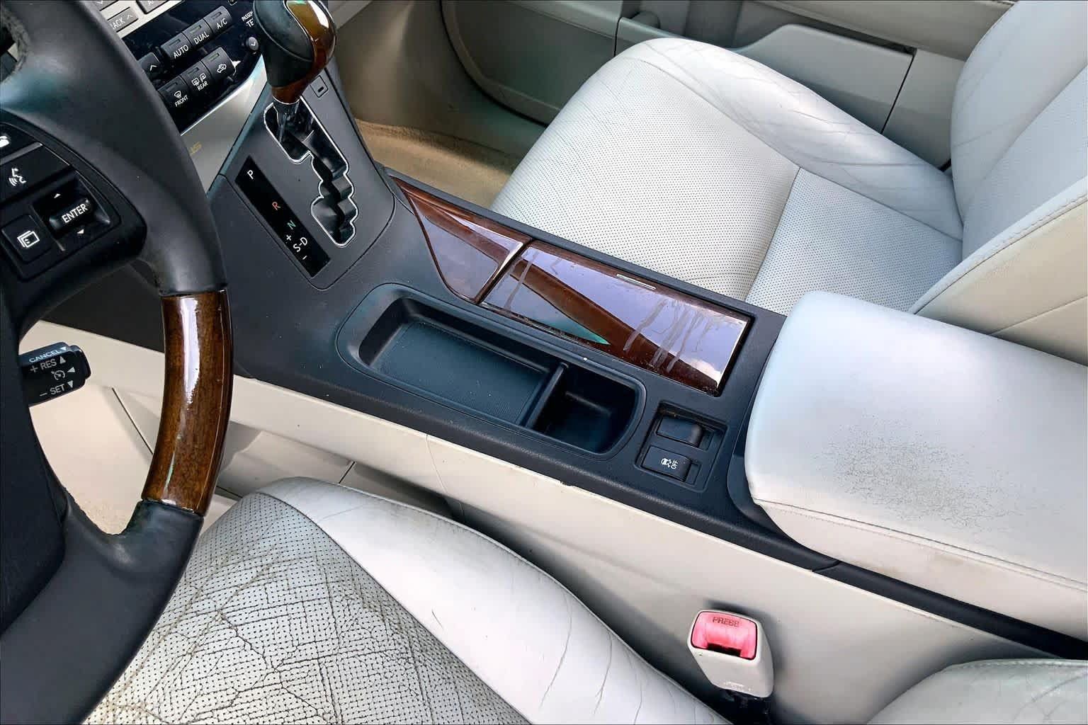 Used 2010 Lexus RX 350 2WD w/ Premium Pkg image 16