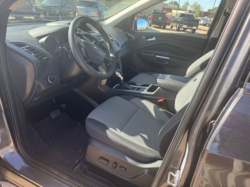 Used 2018 Ford Escape SE w/ Ford Safe & Smart Package image 8