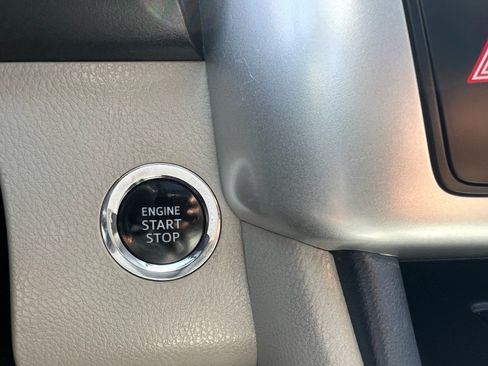Used 2015 Toyota Highlander XLE FWD image 22