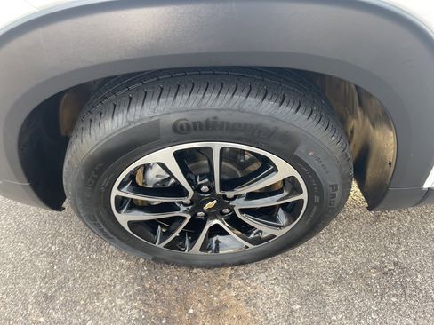 Certified 2024 Chevrolet TrailBlazer LT w/ Convenience Package image 8