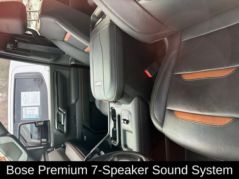 Used 2024 GMC Sierra 2500 AT4 w/ AT4 Preferred Package image 3