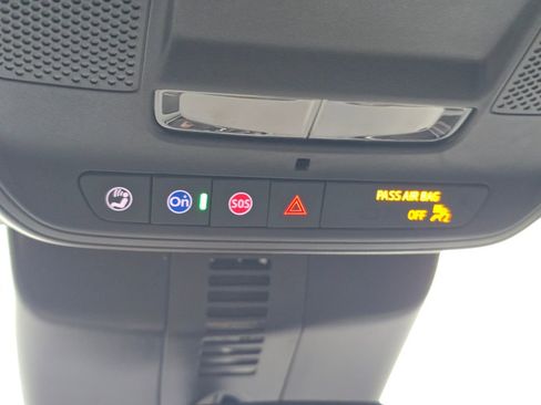 New 2026 Chevrolet Traverse LT image 30