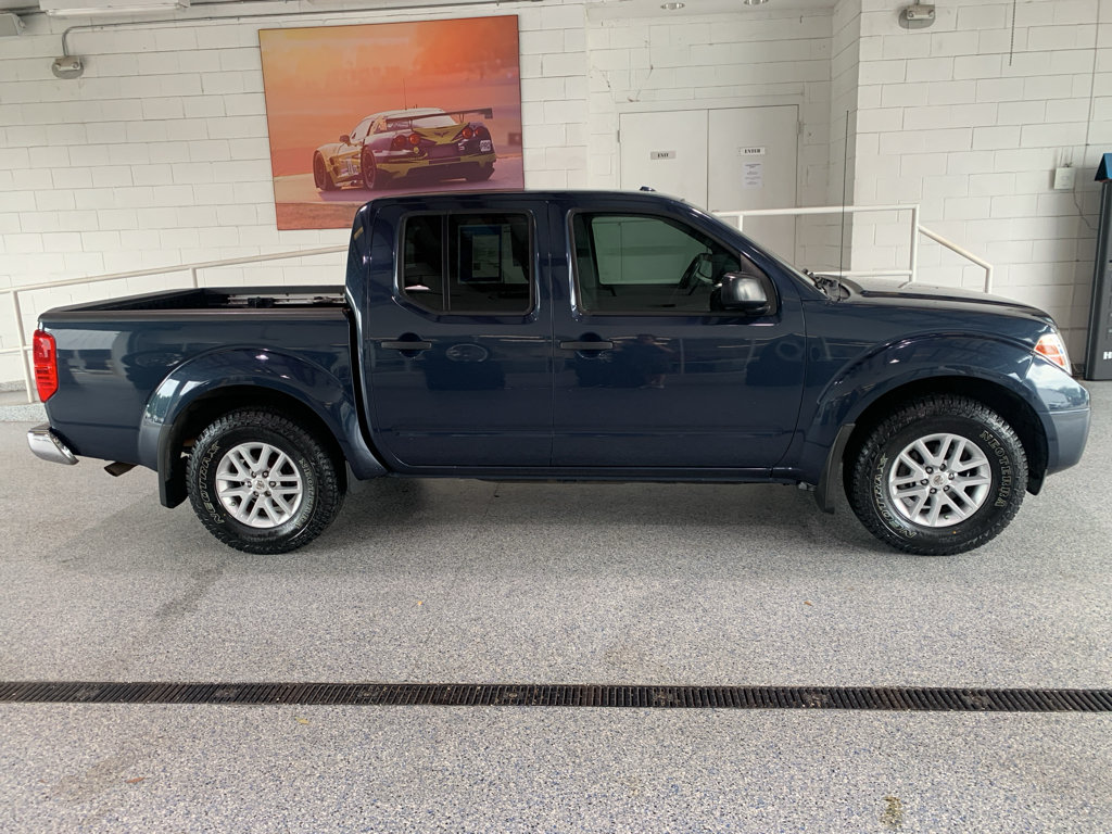Used 2018 Nissan Frontier SV w/ Value Truck Package RWD image 9