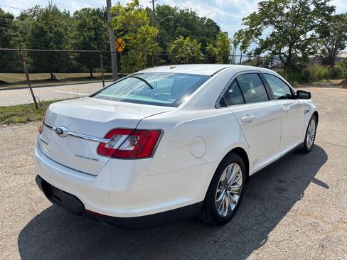 Used 2012 Ford Taurus Limited AWD/4WD image 3