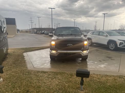 Used 2023 Ford F150 XLT AWD/4WD image 8