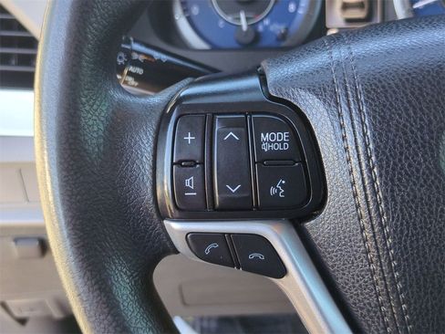 Used 2019 Toyota Sienna LE image 20