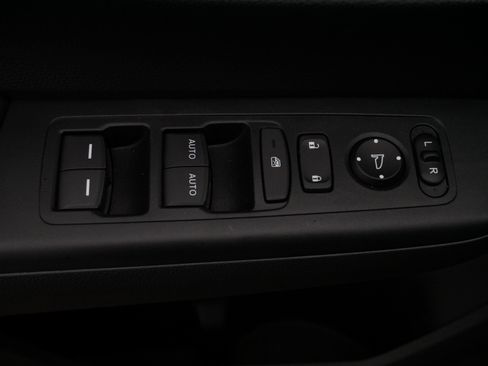 Used 2023 Honda CR-V EX image 19