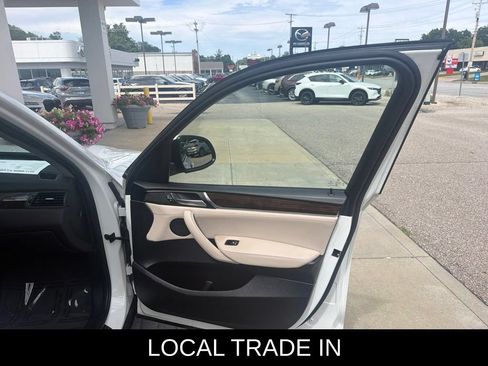 Used 2017 BMW X3 xDrive28i AWD/4WD image 15