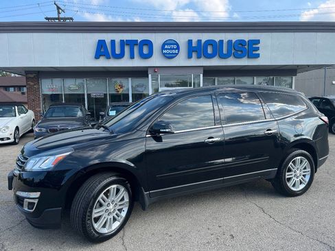 Used 2015 Chevrolet Traverse LT w/ Style and Technology Package image 7