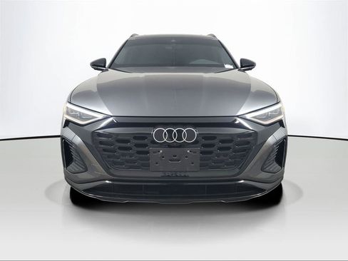 Used 2024 Audi SQ8 e-tron Premium Plus image 2