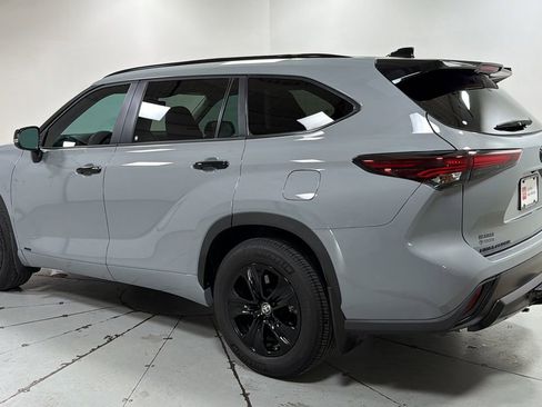 Certified 2024 Toyota Highlander XLE image 7