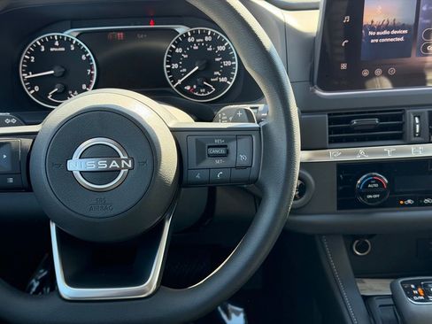 New 2026 Nissan Pathfinder S image 22