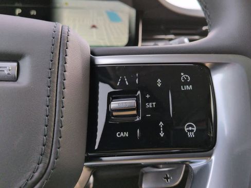 New 2026 Land Rover Range Rover SE image 26
