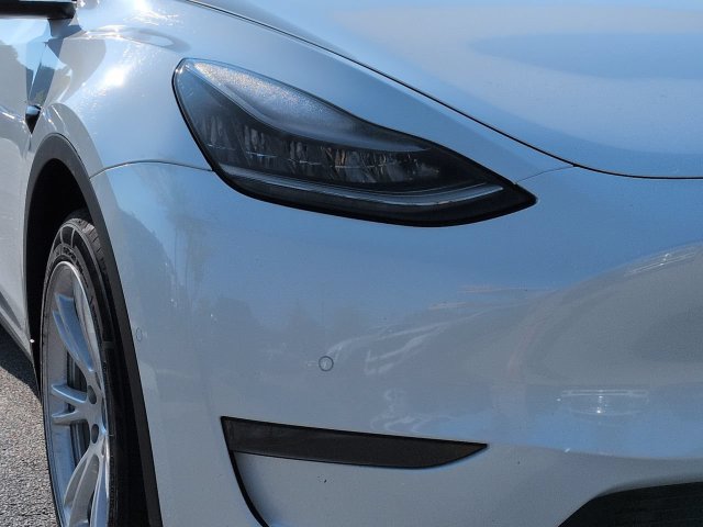 Used 2020 Tesla Model Y Long Range AWD/4WD image 9