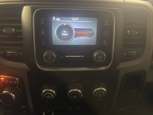 Certified 2018 RAM 1500 Express image 35