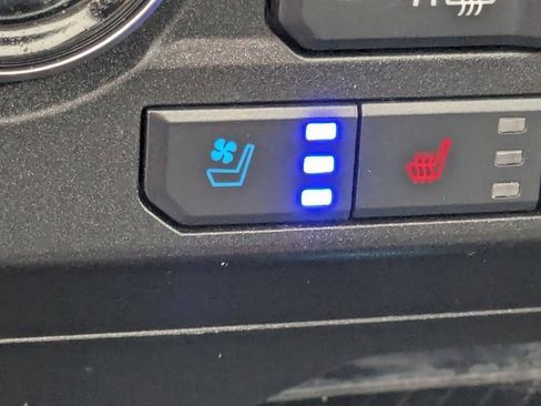 Used 2021 Ford F350 Platinum image 23