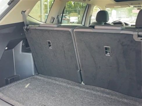 Used 2024 Volkswagen Atlas SEL image 23