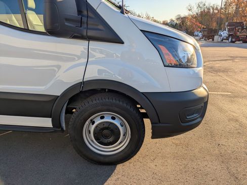 New 2024 Ford Transit 150 Low Roof image 10