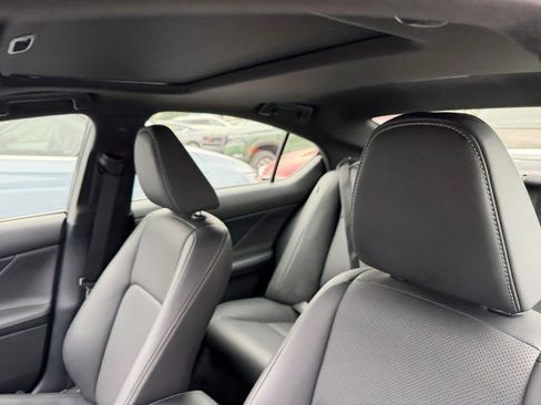 Used 2024 Lexus IS 300 AWD w/ Premium Package image 16