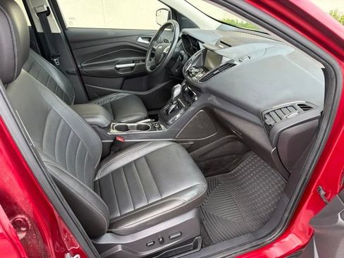 Used 2015 Ford Escape Titanium FWD image 14