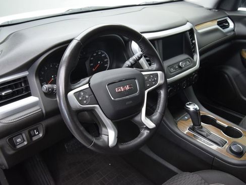 Used 2019 GMC Acadia SLE w/ LPO, Floor Liner Package image 13