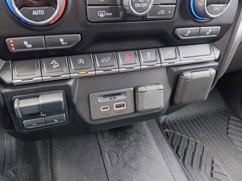 Used 2021 Chevrolet Silverado 1500 LT w/ All Star Edition Plus image 7