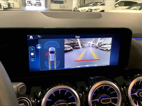 Used 2025 Mercedes-Benz GLA 250 4MATIC image 25