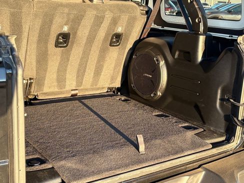 Used 2021 Jeep Wrangler Unlimited Rubicon image 44