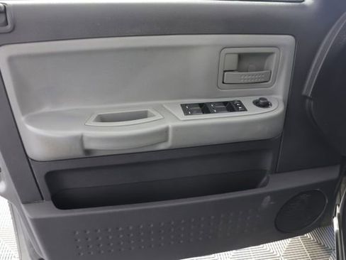 Used 2010 Dodge Dakota Big Horn AWD/4WD image 21