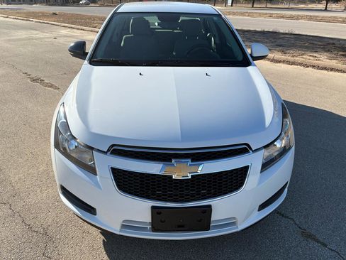 Used 2014 Chevrolet Cruze LT image 41
