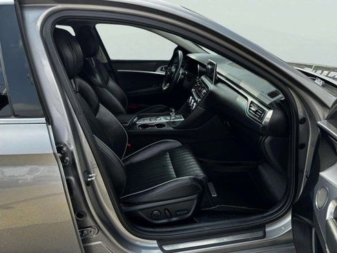 Used 2021 Genesis G70 3.3T RWD image 52