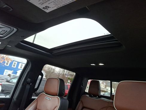 Used 2024 GMC Sierra 3500 Denali Ultimate image 14