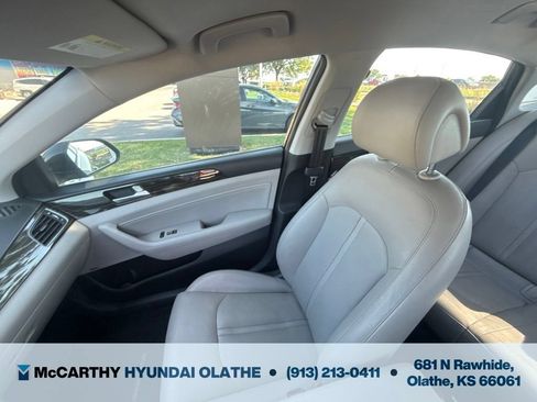 Used 2017 Hyundai Sonata Limited FWD image 15